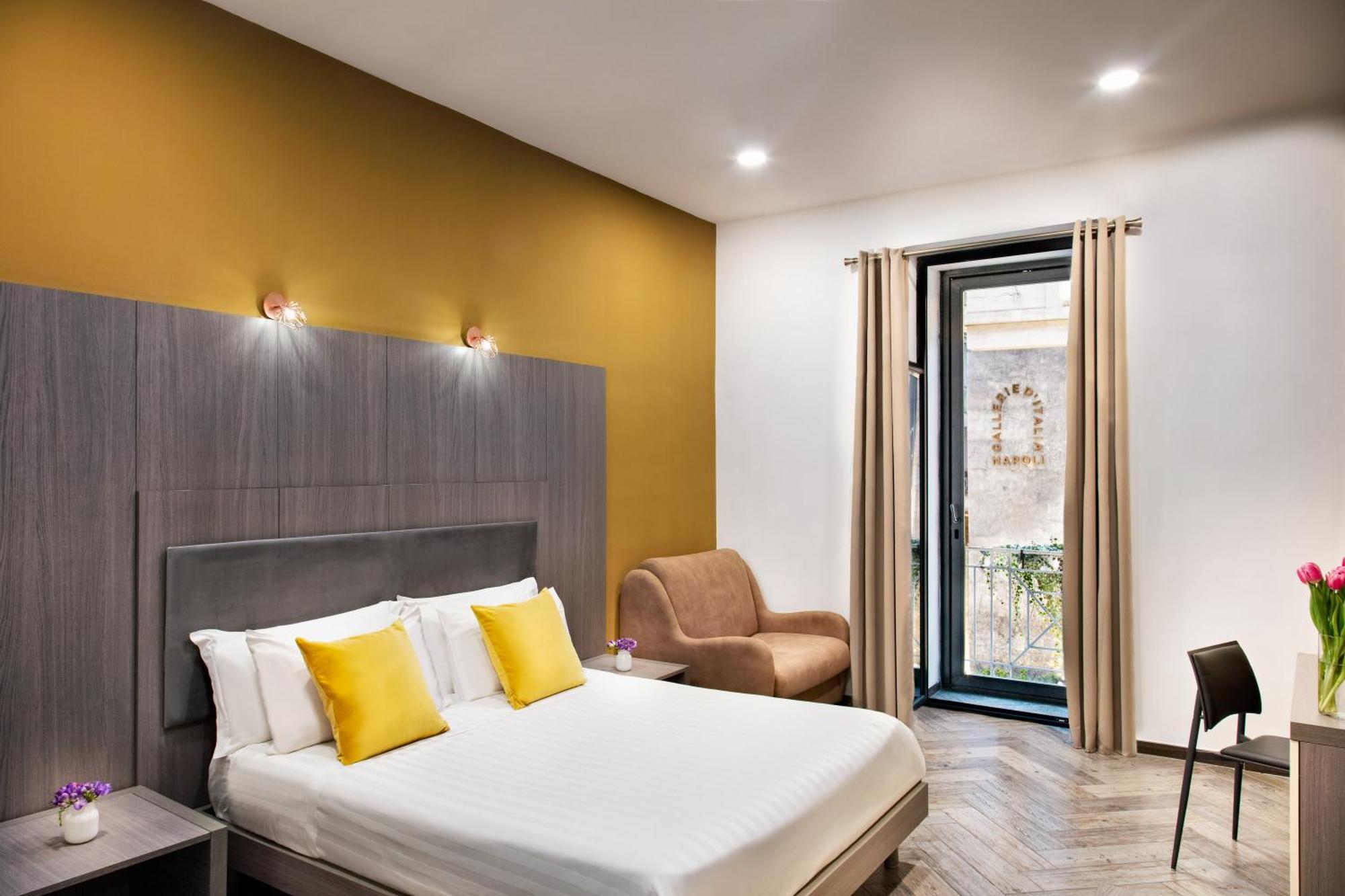 Toledo Lifestyle Hotel Naples Exterior photo