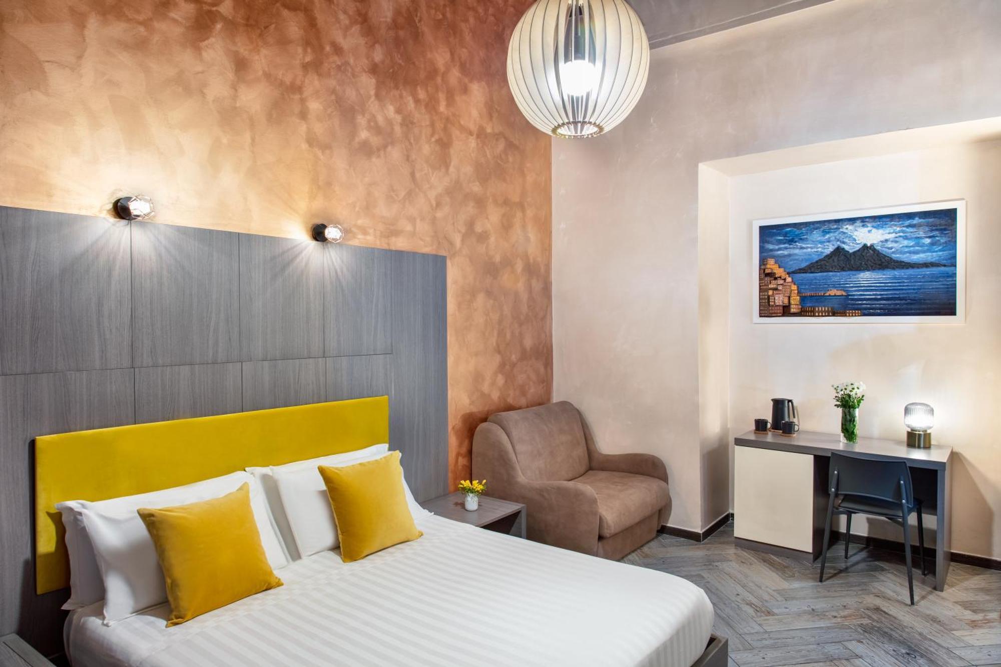 Toledo Lifestyle Hotel Naples Exterior photo