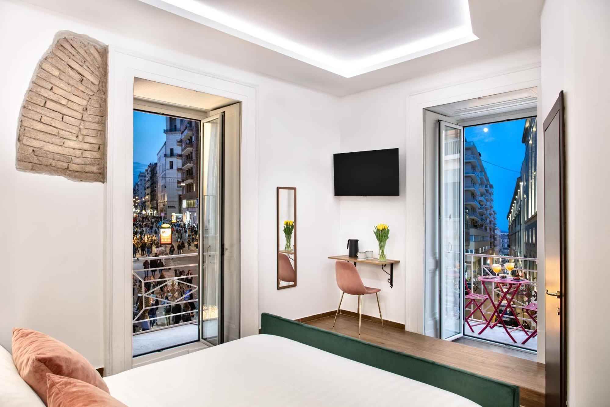 Toledo Lifestyle Hotel Naples Exterior photo
